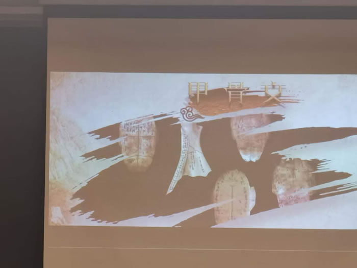 綿陽(yáng)中旅行假日旅行社舉行胡楊林、南疆專列推薦會(huì)
